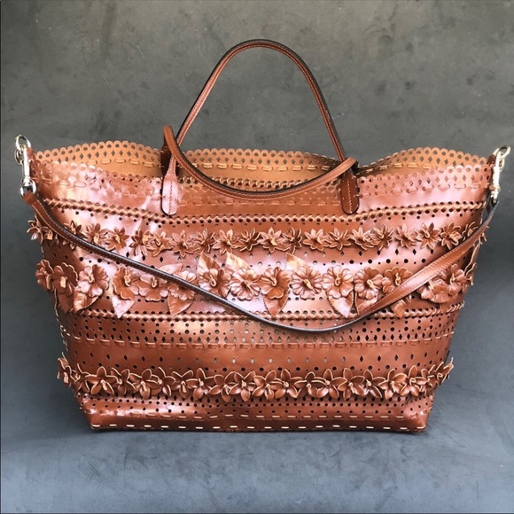 Valentino Garavani Handbags - 💥FLASH Authentic Valentino laser cut out bag GUC
